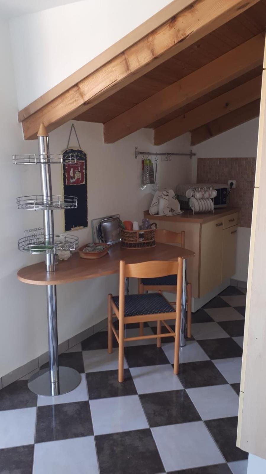 Apartment Zlata *