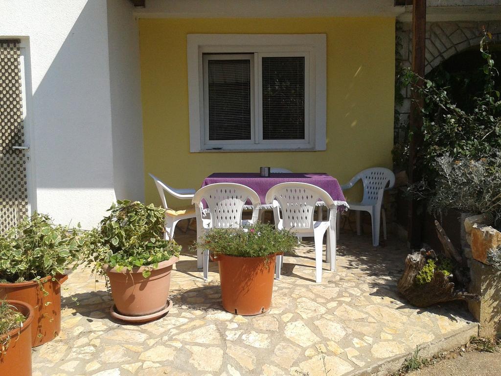Apartment Zlata *